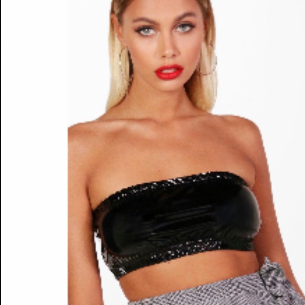 Cute black vinyl bandeau 🖤